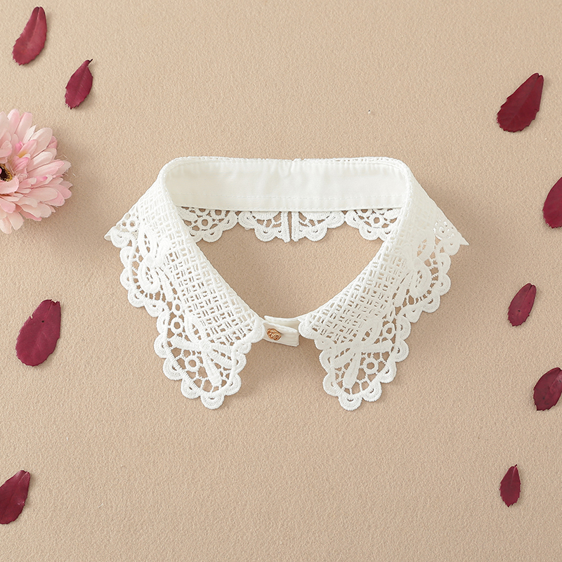 New Style Fake Collar for Dresses, DIY Lace Trim, High-End Hollow Design, Versatile Neckline, Shirt Anti-Exposure Small Collar New Style Fake Collar for Dresses, DIY Lace Trim, High-End Hollow Design, Versatile Neckline, Shirt Anti-Exposure Small Collar