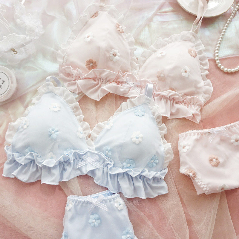 Underwear women fresh and sweet embroidery thin cup comfortable no steel ring triangle plate small chest beautiful back underwear set cute