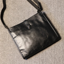 Retro mens bag casual shoulder bag trend mens shoulder bag business horizontal leather backpack original lock buckle messenger bag