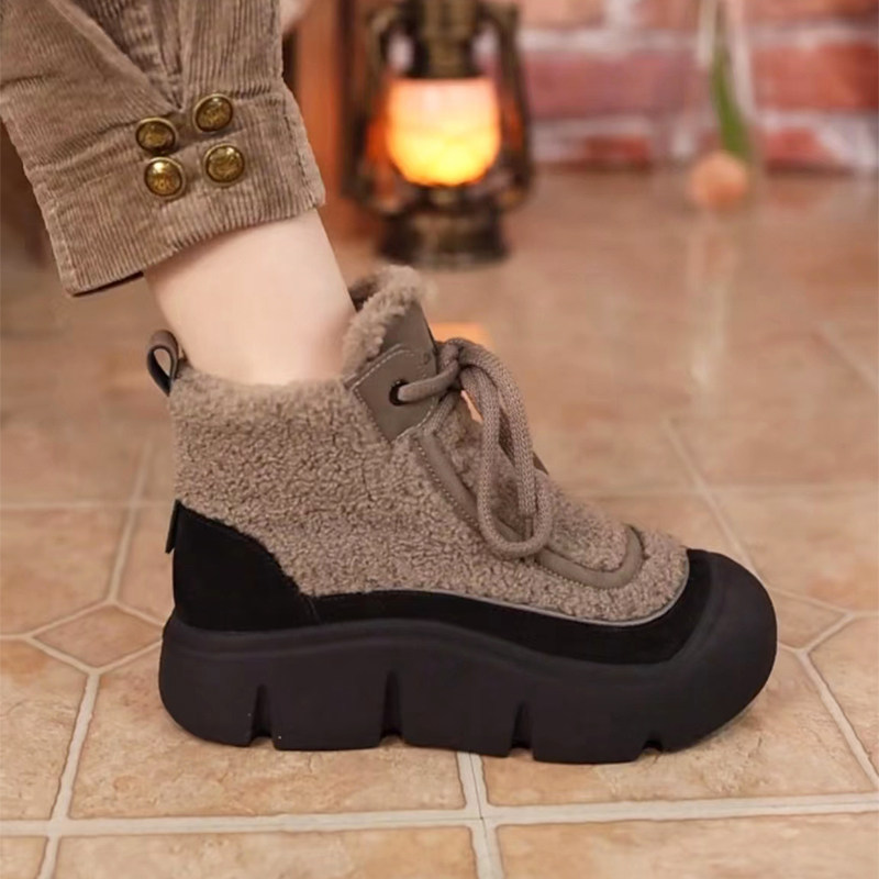 Women Winter Vintage Genuine Leather Martin Boots