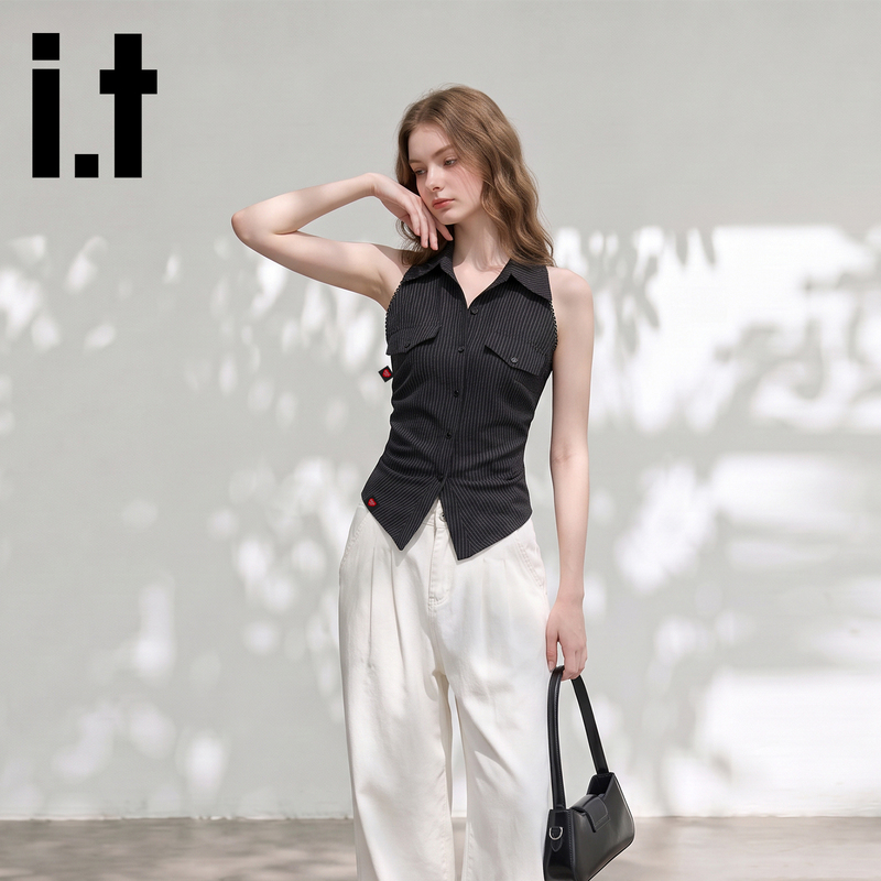 Chocoolate Sleeveless Shirt for Women, Summer 2025 New Design, Niche Style, Backless, Waist-Cinching Blouse Top Chocoolate Sleeveless Shirt for Women, Summer 2025 New Design, Niche Style, Backless, Waist-Cinching Blouse Top