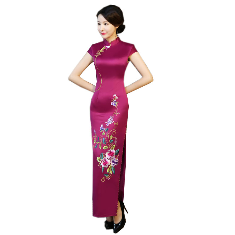 Long cheongsam, skirt, 2020, for catwalk, with embroidery Long cheongsam, skirt, 2020, for catwalk, with embroidery