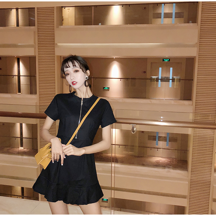 VK旗艦店 韓系荷葉邊裙子氣質純色短袖洋裝