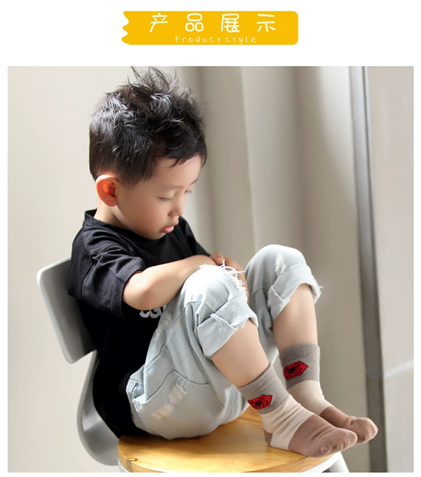 Bé vớ cotton mùa xuân và mùa thu bé trai 3-5-7-9-16 tuổi Cậu bé lớn thấm mồ hôi hoạt hình bé trai mùa thu và mùa đông vớ tất lót lông 