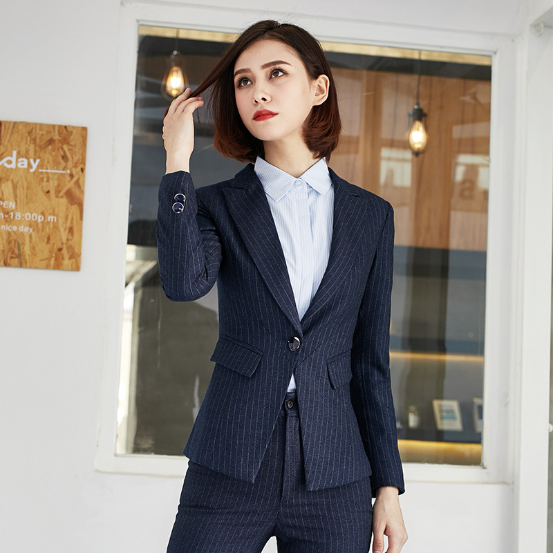 Tailleur femme - Ref 3242326 Image 1