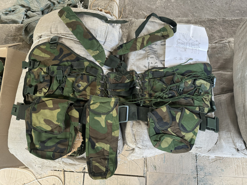 99 Years of Stock Waterproof Vest, Shoulder Vest, Tool Bag, Water Bottle Cover, Weight-Bearing Multi-Pack Vest