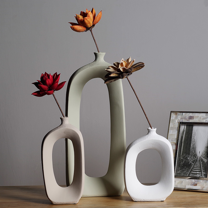 Creative Nordic ins wind ceramic dry flower vases, flower implement fashionable sitting room adornment table furnishing articles of China arts and crafts