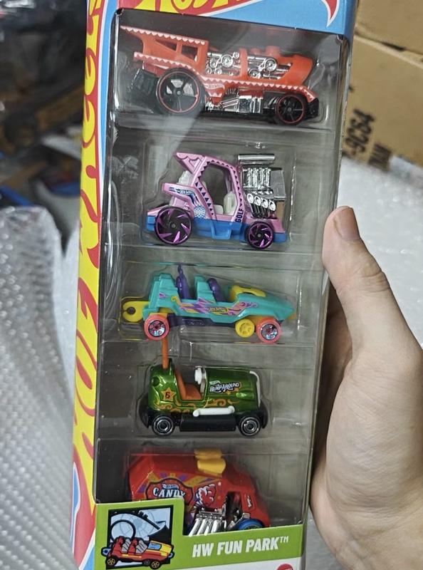 In-Stock Hot Wheels 5-Pack Pretend Play Toys