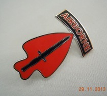 U.S. Special Operations Command Service Medal Suit Badge Service Identification Badge Brooch