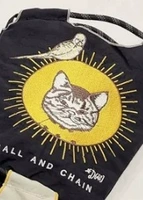 Черные маленькие бретели