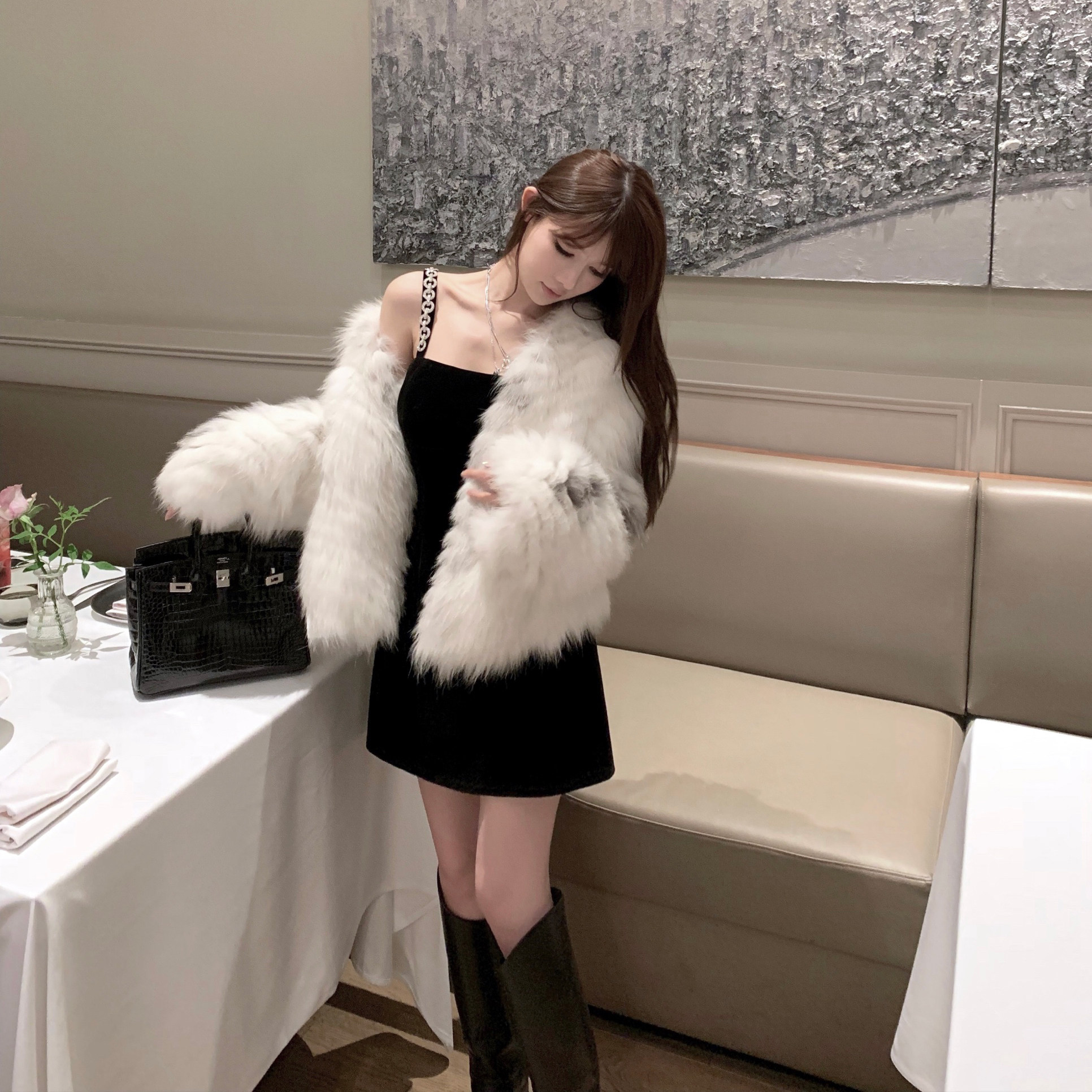 CHICYOU (Lux series imported marble cream fox) V collar young fox fur straw coat female winter