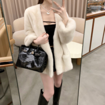 CHICYOU Lux series King Fried Imported Danish Goose Down Ferret Young V Collar Leather Grass Coat Big Coat Winter