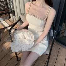 CHICYOU (520 Gathering si suit) small fragrance chain swarm with female summer pendant with dress sexy display slim fit dress