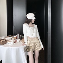 CHICYOU (gorgeous gold leaf) soft pleated high gold fashion ins2020 new leather shorts