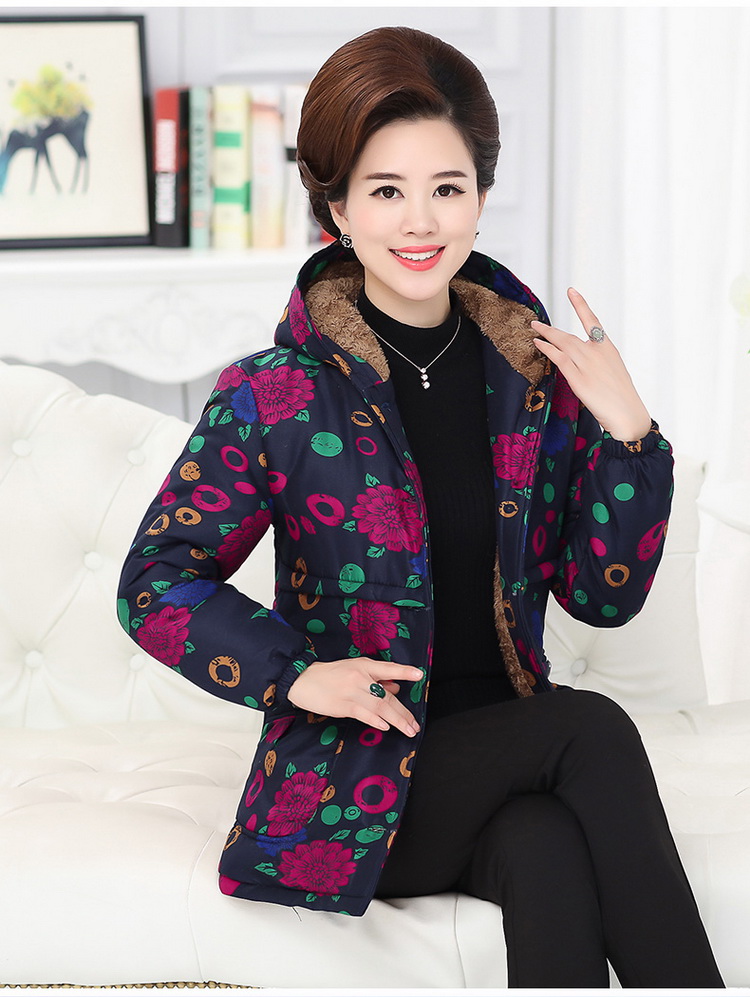 Áo khoác lông cho nữ trung niên kích thước lớn cho mẹ tải dày cộng với nhung nhung phù hợp với bà ngoại đầm dài qua gối cho tuổi trung niên
