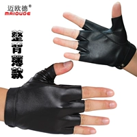 Женская спина -тонкая модель