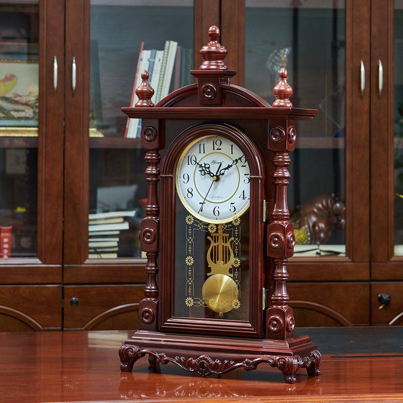 Chinese-Style Solid Wood Desk Clock with Hourly Time Chime, Vintage Table Clock for Home Living Room Desktop, European-Style Clock Ornament