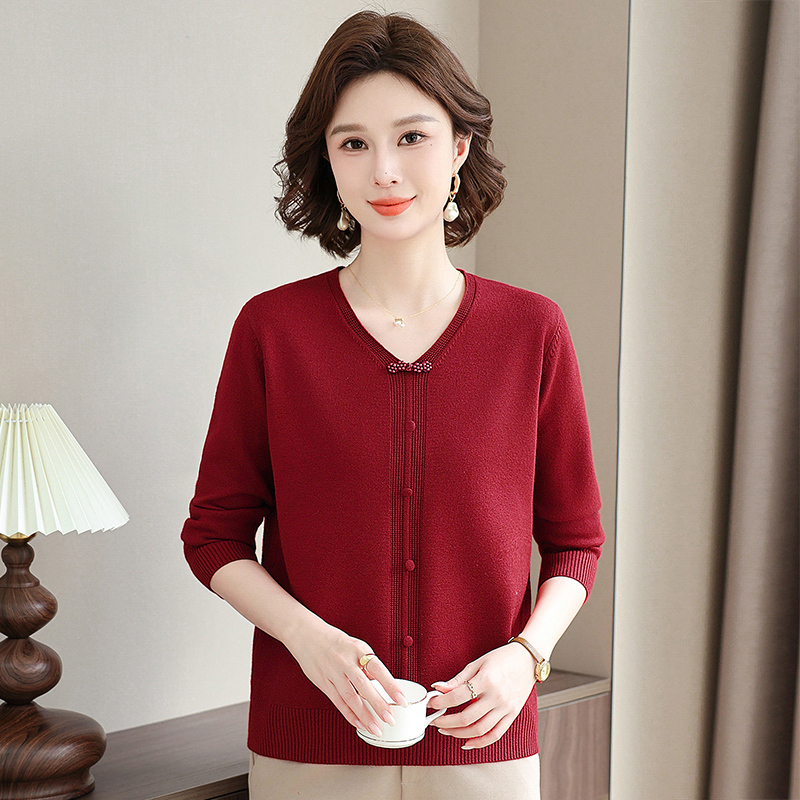 Red Top, Mom's Fashion Women's Clothing, Chinese Style, Thin Sweetheart Neckline, Low V-Neck Wool Sweater, Zodiac Year 2026, Year of the Horse, New Year Celebration