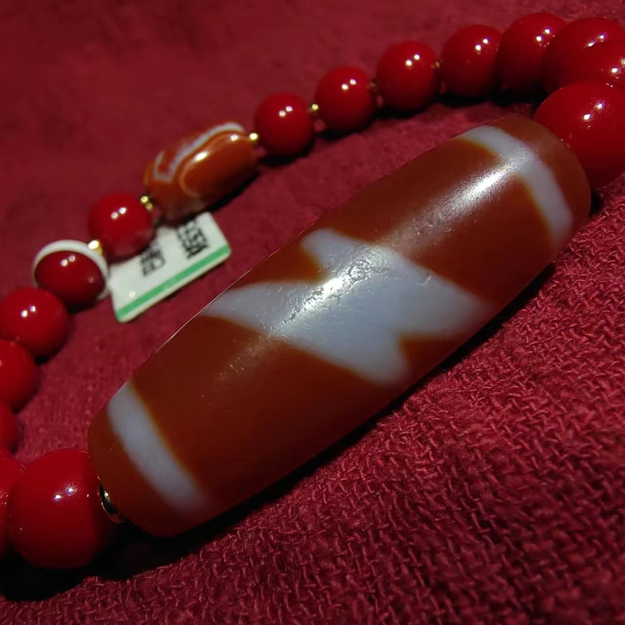 重新定义恐怖：Behaviour Interactive 如何将龙与地下城带往《黎明杀机》 - Epic游戏商城, image size:1280x1280