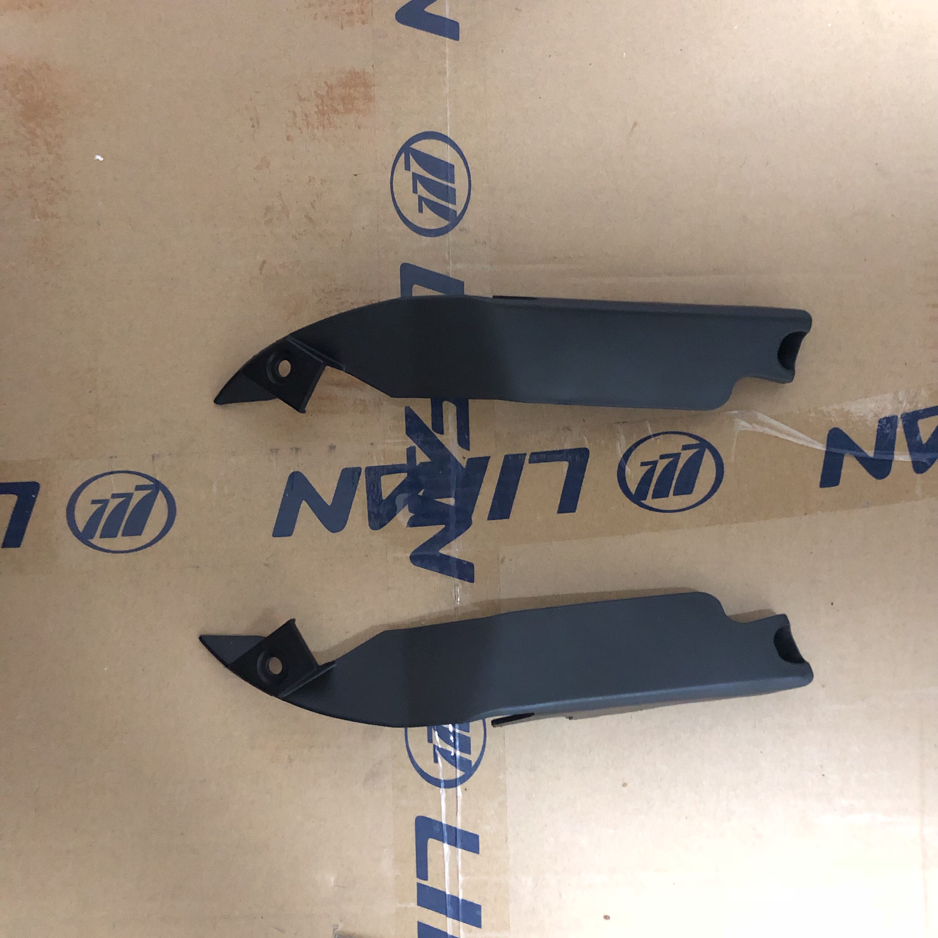 Force KP150 KP150 LF150-10B 150-10F 150-10F room lamp rear guard plate black living room lamp rear side strip original factory fit