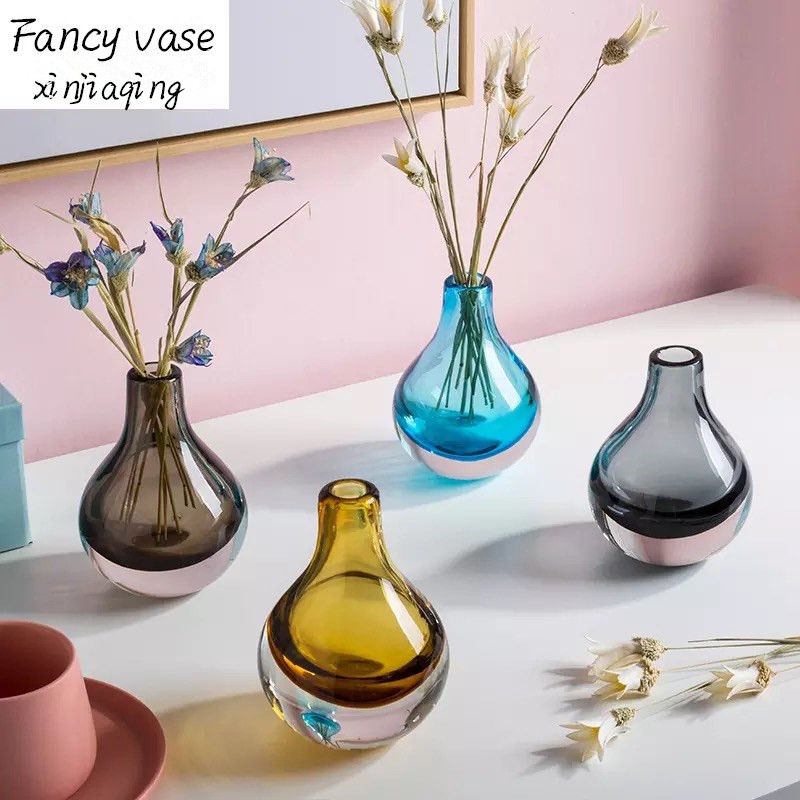 Fashion Minimalist Home Decoration Goods Creative Pendulum of Color Translucent Crystal Spherical Vase