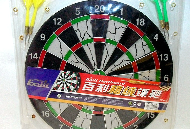 Văn phòng thể thao giải trí Bailey ném phi tiêu mục tiêu 1215 inch treo phi tiêu kim hai mặt gắn 4 phi tiêu - Darts / Table football / Giải trí trong nhà