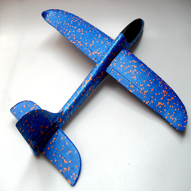 Children's outdoor park toy foam stunt anti - wrestler glider model glider 360 degree rotation