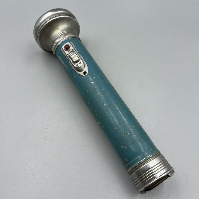 Authentic Old Items, Painted and Decorated Vintage Objects, Flashlights, Lighting Lamps, Antiques, Collectibles
