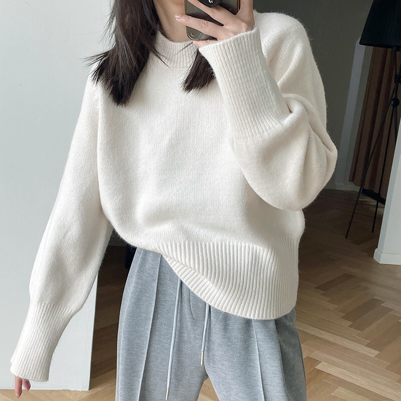Korean Style Simple White Round Neck Pullover Sweater for Women, Thickened and Warm, 2025 Spring and Autumn New Solid Color Base Knitwear