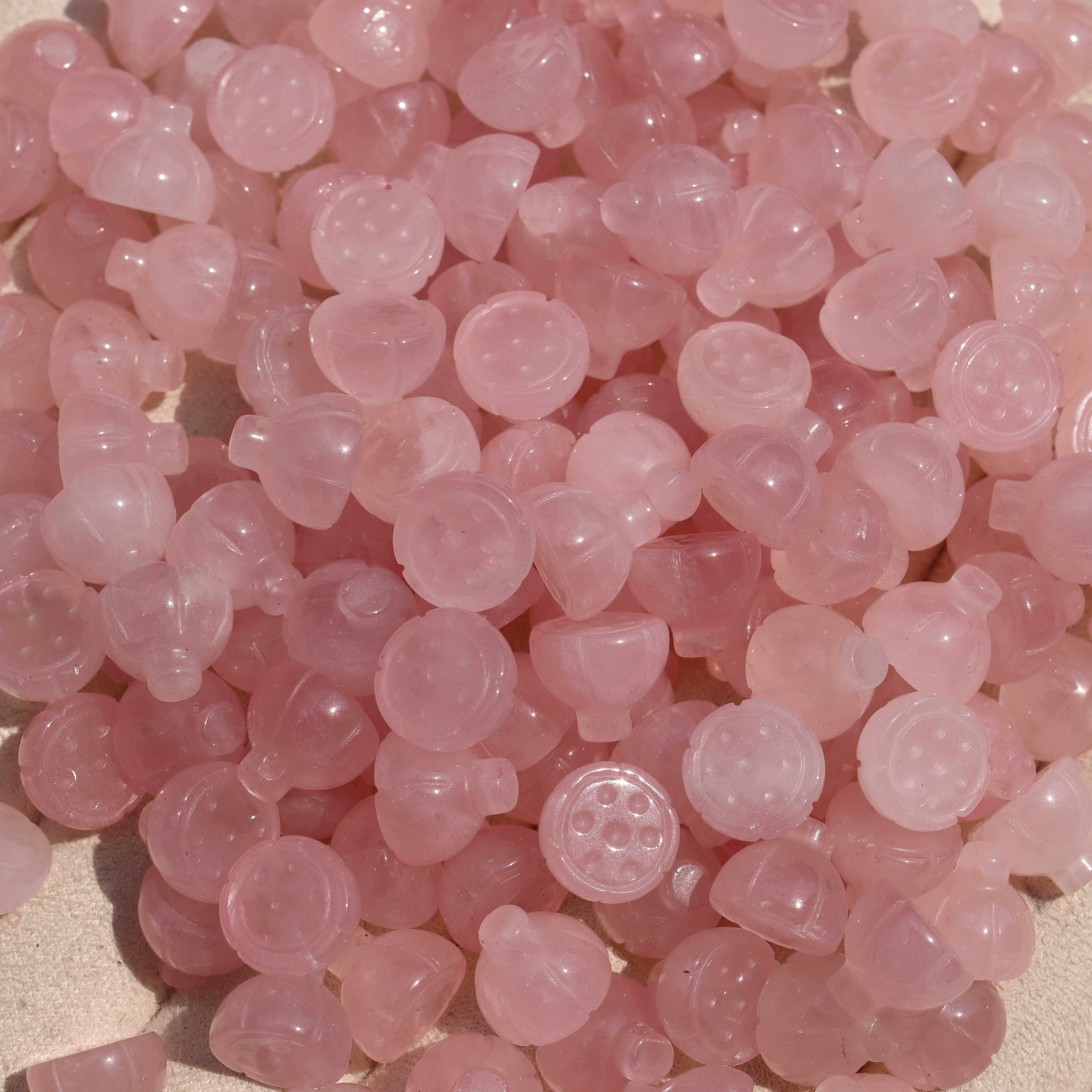 chikatok様専用 天然岫玉名家手工精彫【 旺旺財 】 岫玉玉蝉挂坠天然古玉挂件复古玉蝉手把件老玉蝉饰品收藏饰品