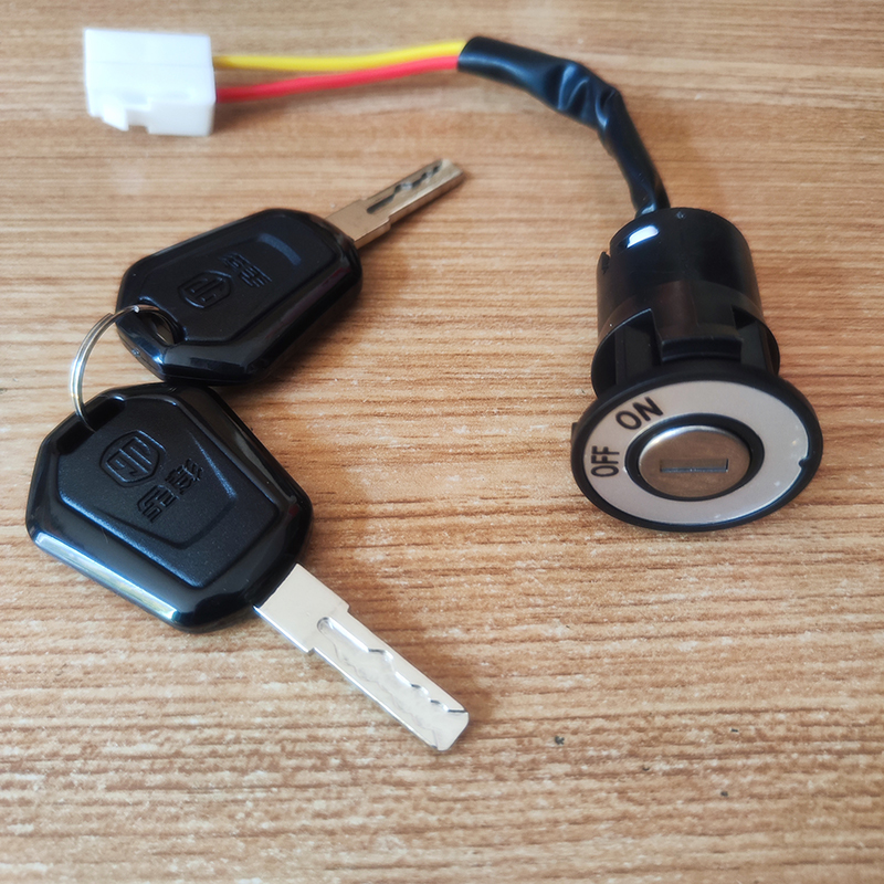 Apply to Jinpeng Electric Tricycle Four Wheel Buffalo Green Two-Line Large Head Lock and Key Power Supply