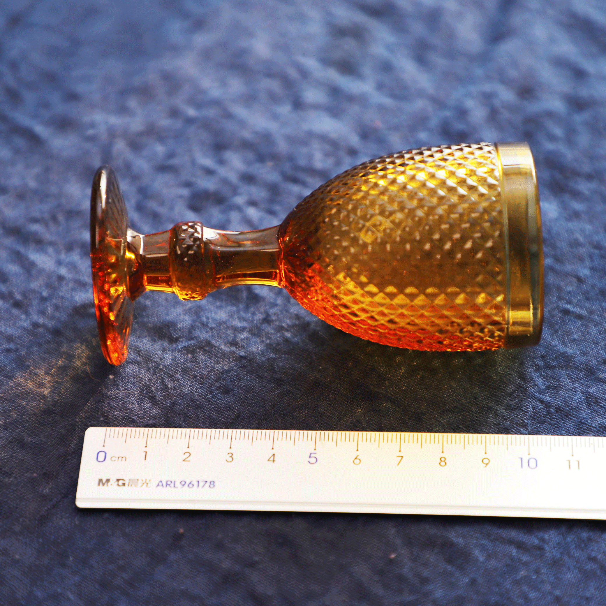 Ликер Cup 【6只装】好看的欧式浮雕烈酒杯彩色白酒杯聚会杯装饰果汁一口杯 Meet