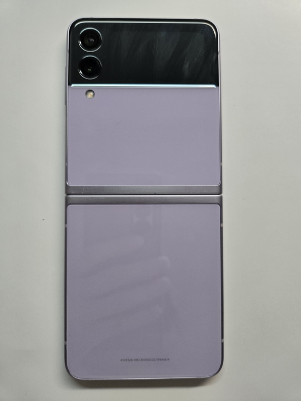samsung Galaxy Z Flip3 5g Sm-F7110 Clamshell Foldable Phone 3Rd Generation