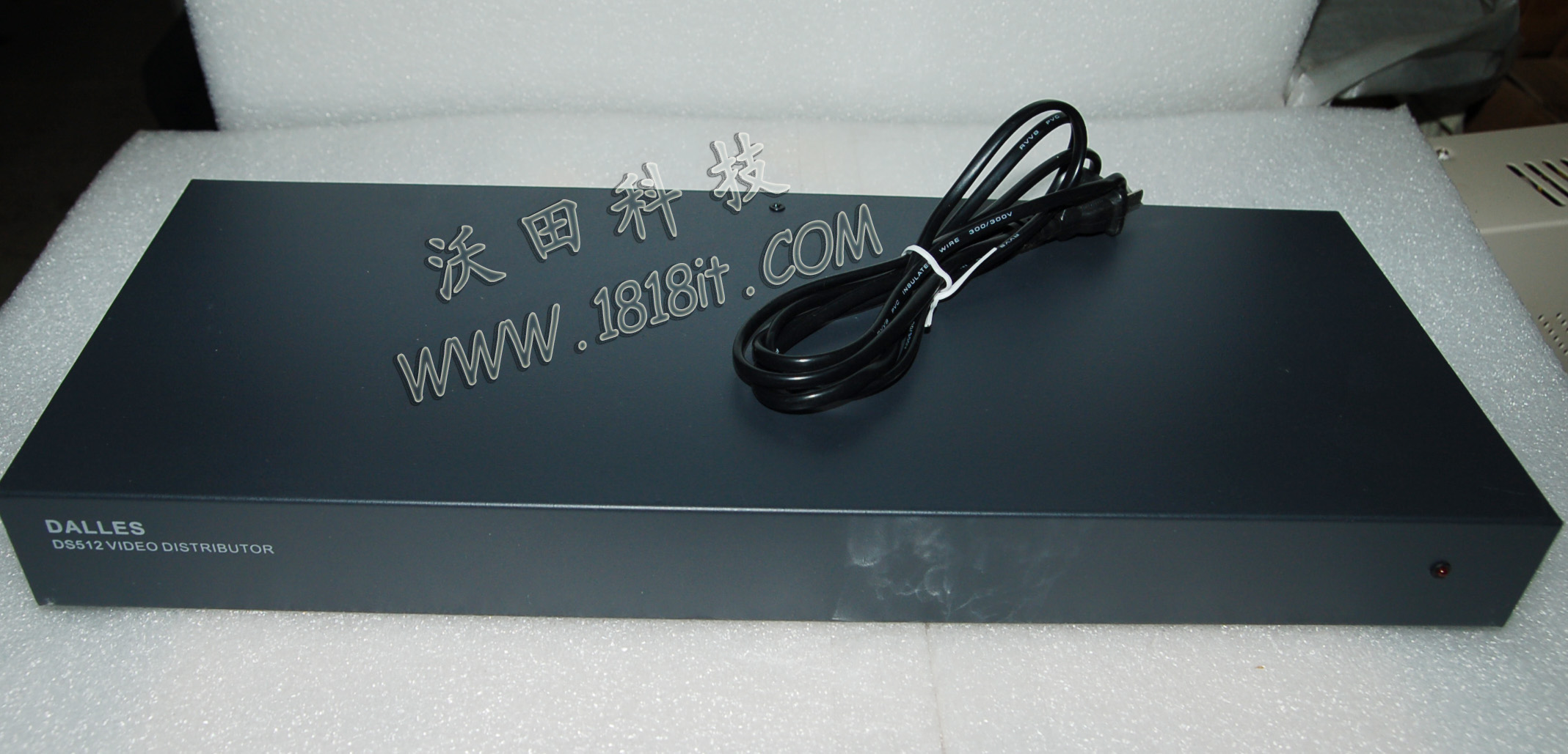DALLAS DS5128-3 Video Splitter