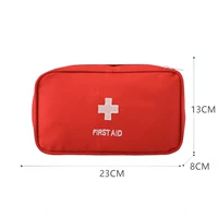 Красный средний размер [мягкая поверхность] 23x13 см. В пустом пакете нет предметов.