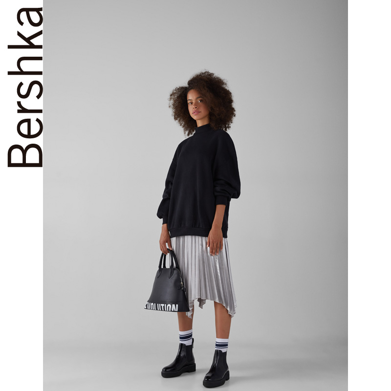 Sweatshirt femme BERSHKA - Ref 3217219 Image 4