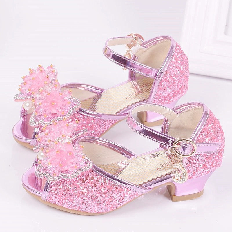 Girls' Sandals 2026 New Korean Style Summer Little Girl Peep-Toe High Heels Children's Princess Shoes Soft-Soled Crystal Shoes Girls' Sandals 2026 New Korean Style Summer Little Girl Peep-Toe High Heels Children's Princess Shoes Soft-Soled Crystal Shoes