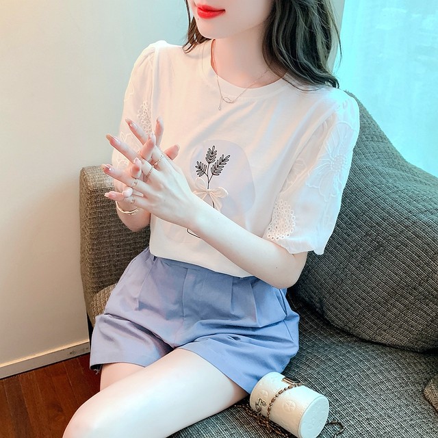 Lace puff sleeve T-shirt women's summer 2023 summer new fashion short-sleeved printed tops age-reducing western style shirts