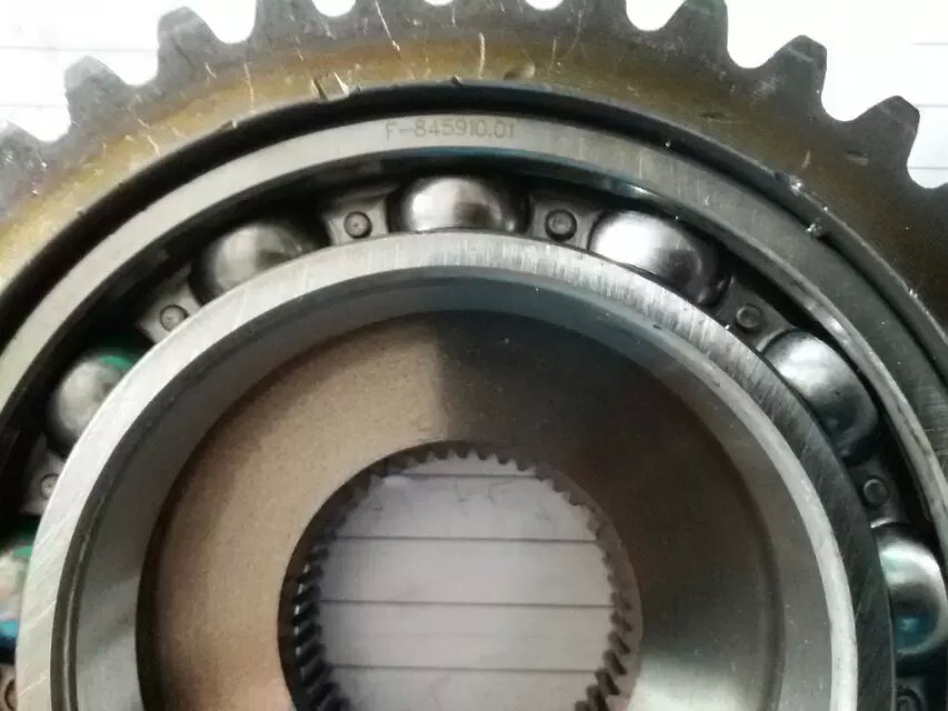 Transmission bearing Differential bearing F-845910 01 bearing Original wave box bearing