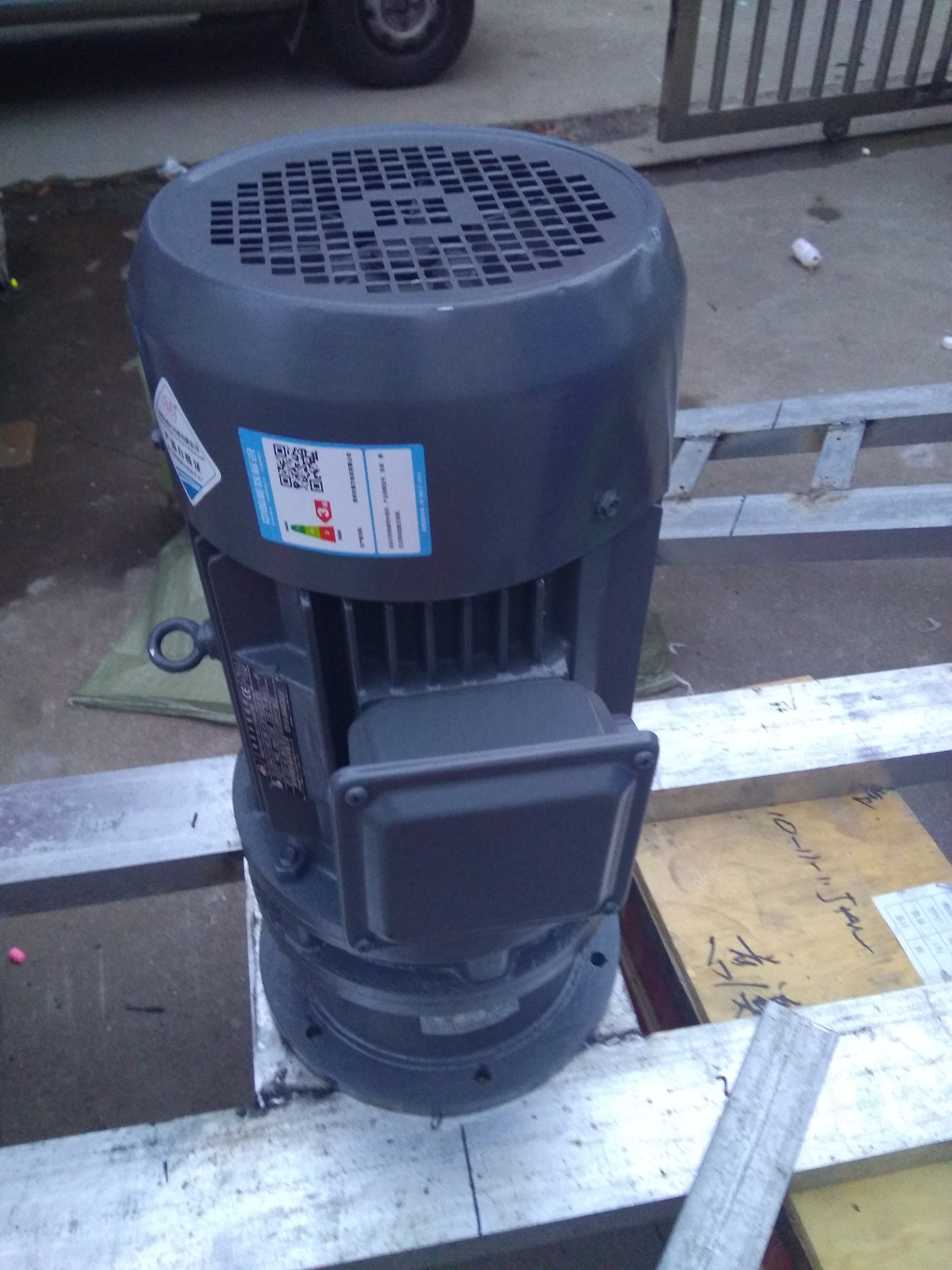 Cycloidal needle wheel 4kw environmentally-friendly sewage pool upright stirring motor 380 V slurry water low speed fixed rotating speed motor