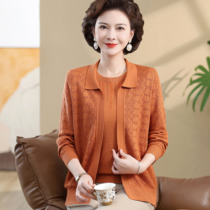 Mother's Spring and Autumn Wool Cardigan Two-Piece Set, Stylish Outerwear for Middle-Aged and Elderly Women, Plus-Size Knitted Jacket