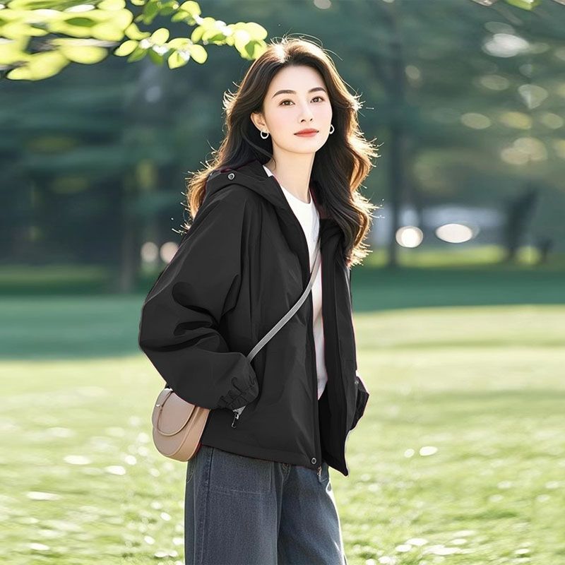 Women's Short Jacket 2026 New Autumn Fashion Petite Loose Casual Hooded Jacket Top