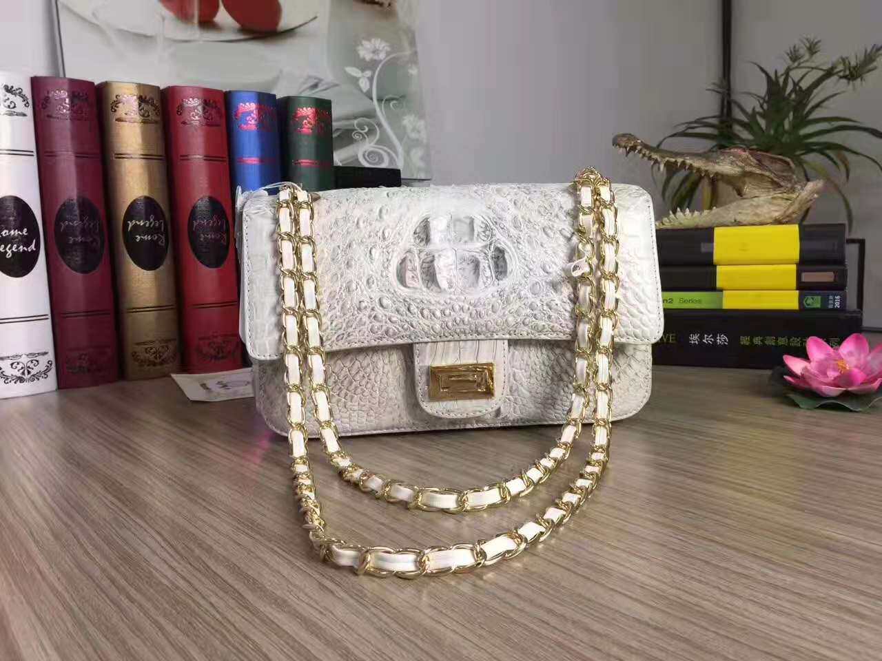 Thai crocodile genuine leather handbag small balsamic wind crocodile 100 lap lady Single shoulder bag European and American fashion dinner chain hand carrying bag