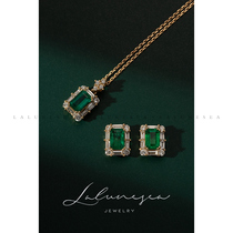 The Moon is the sea · Secret Garden 18K gold retro elegant Emerald Girl necklace pendant diamond earrings