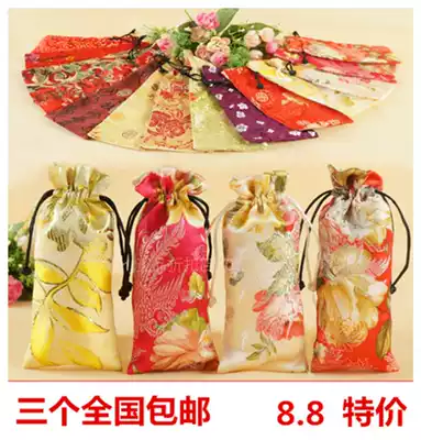 Wooden comb horn comb Exquisite mobile phone jewelry special bag Brocade drawstring protection comb 3 pieces