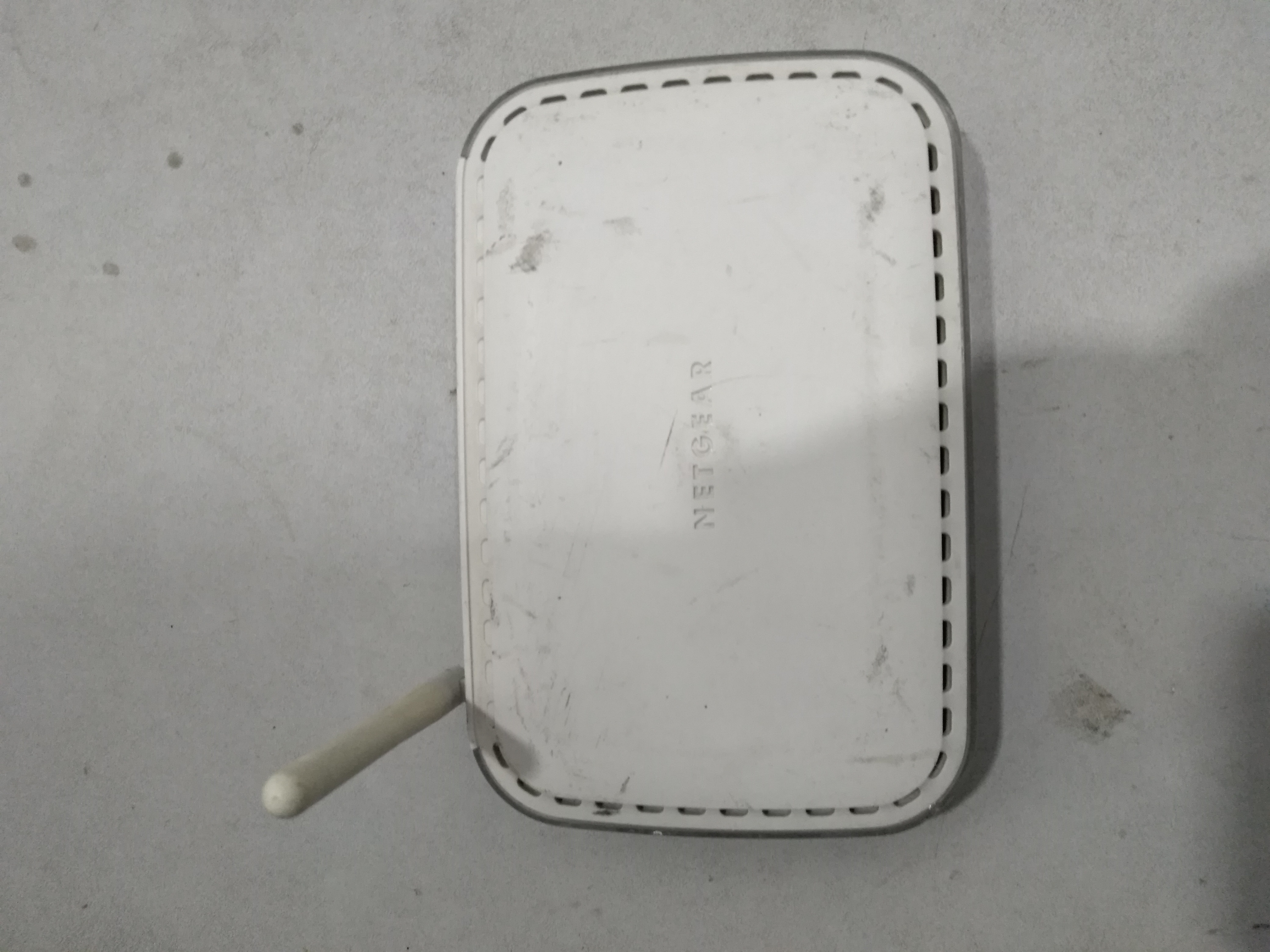 Bag good internet piece Netgear WGT624 V4 108M wireless router