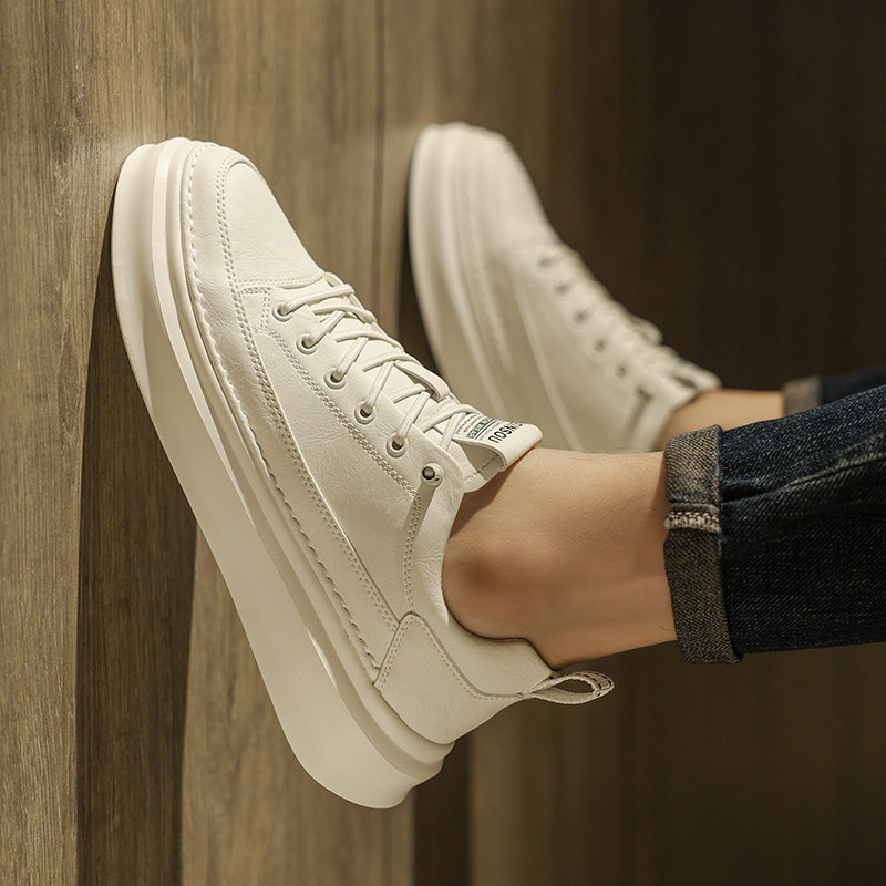 Men's Shoes 2026 New Winter Korean Style Versatile Casual Leather Shoes Slip-On Sneakers Men's Sports White Shoes Spring