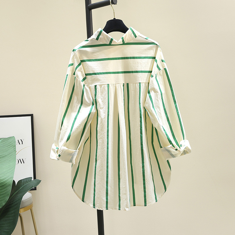 Age-Reducing Green Striped Shirt for Women 2026 Spring and Autumn New Korean Style Loose Casual Long-Sleeved Shirt with a Sense of Design