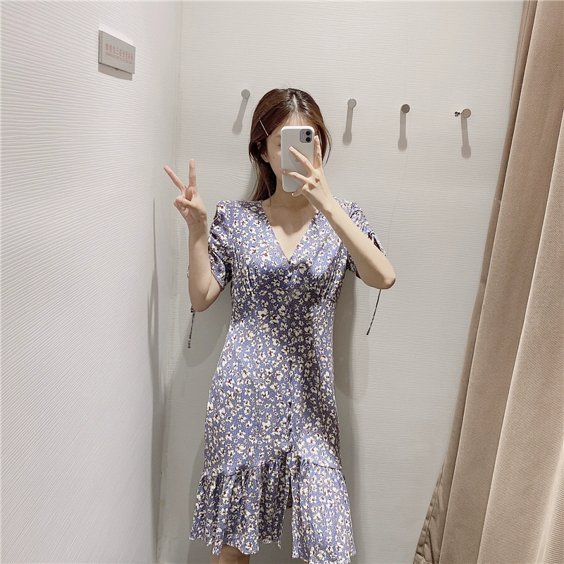 Sản phẩm mới mùa hè 2020 của phụ nữ Pháp cổ chữ V Floral Floral Dress WE17S7BN2005 - Sản phẩm HOT