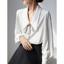 S AUTUMN white large pointed necklace shirt woman French style commuter satin v collar long sleeve coveted lining spring
